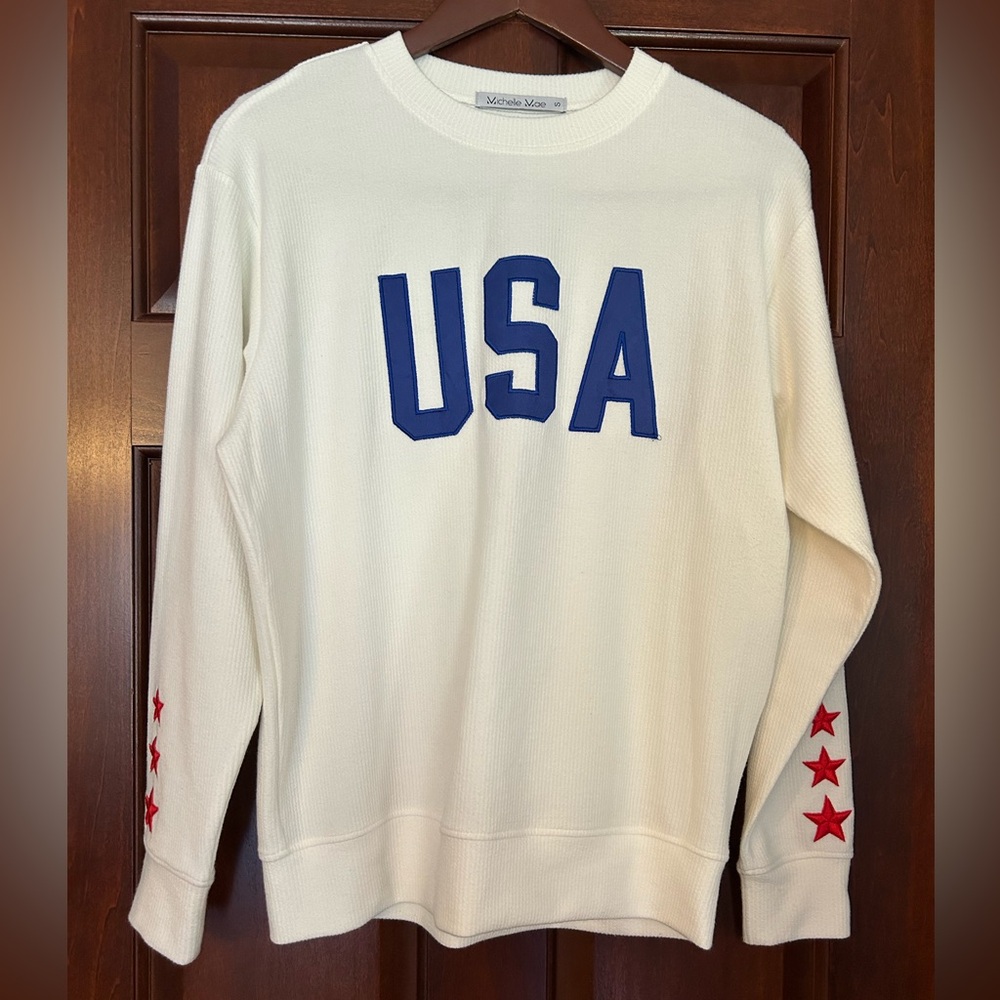 Michelle Mae Textured White Pullover Top - size small